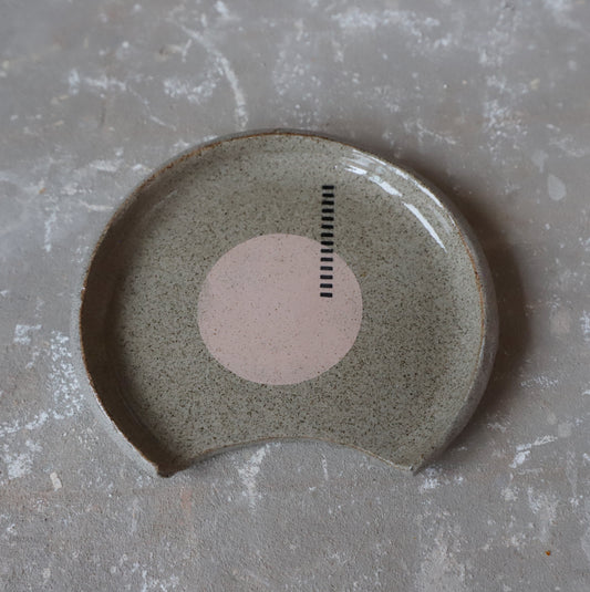 Spoon Rest in grey stoneware with pink circle geometric design