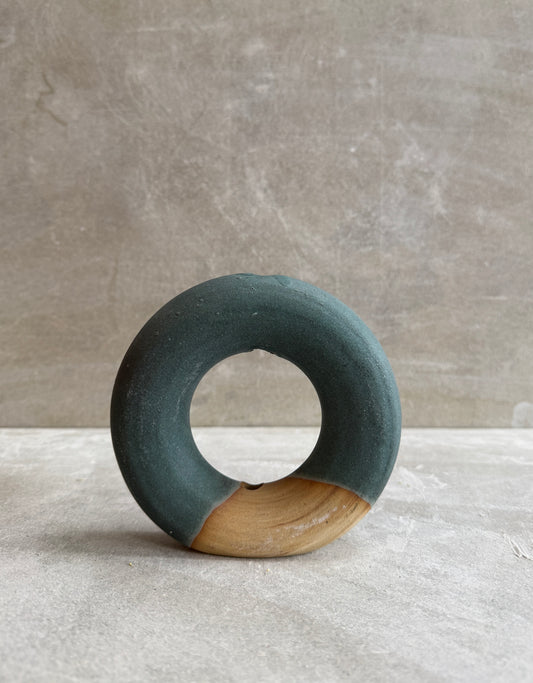 Donut vase