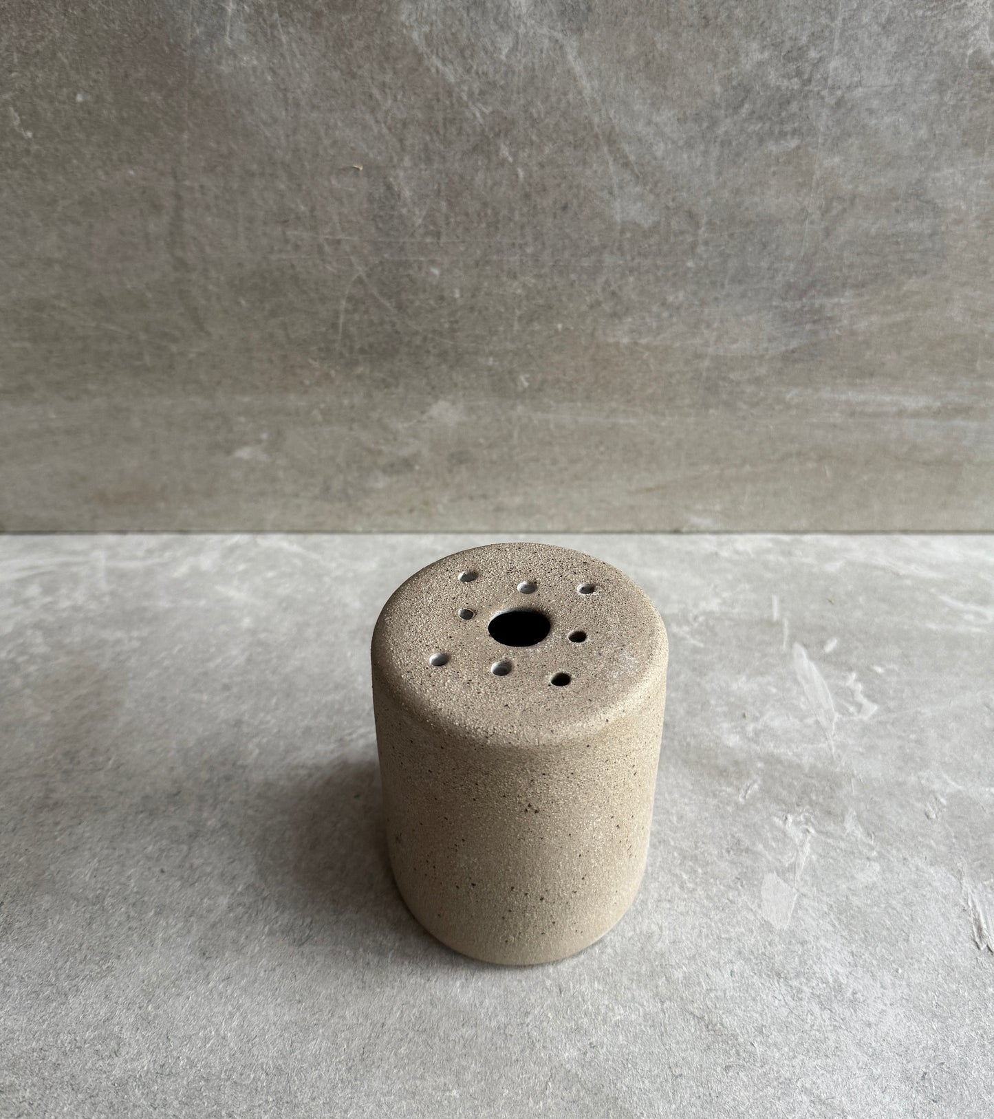 Buff stoneware vase