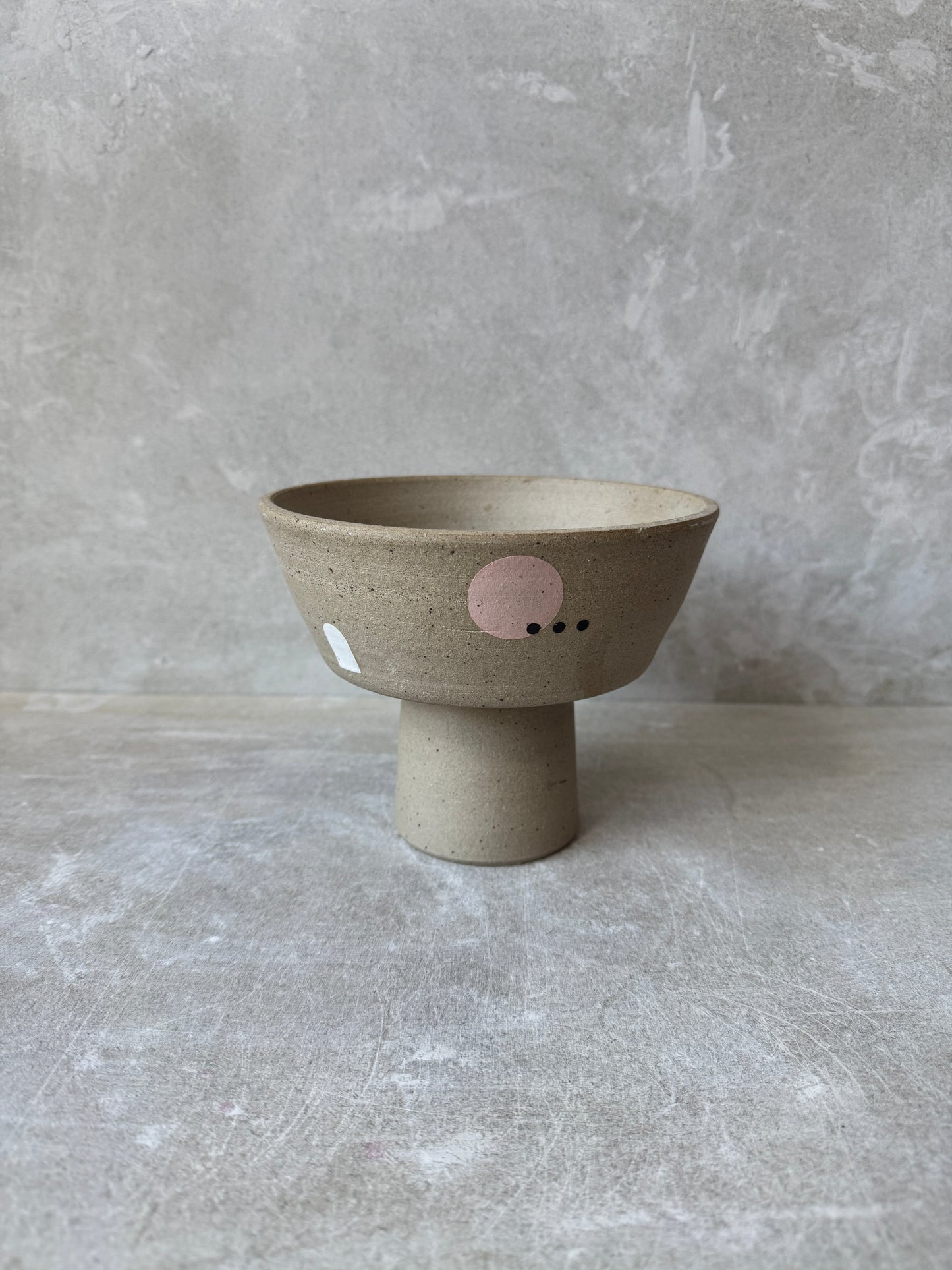 pedestal bowl
